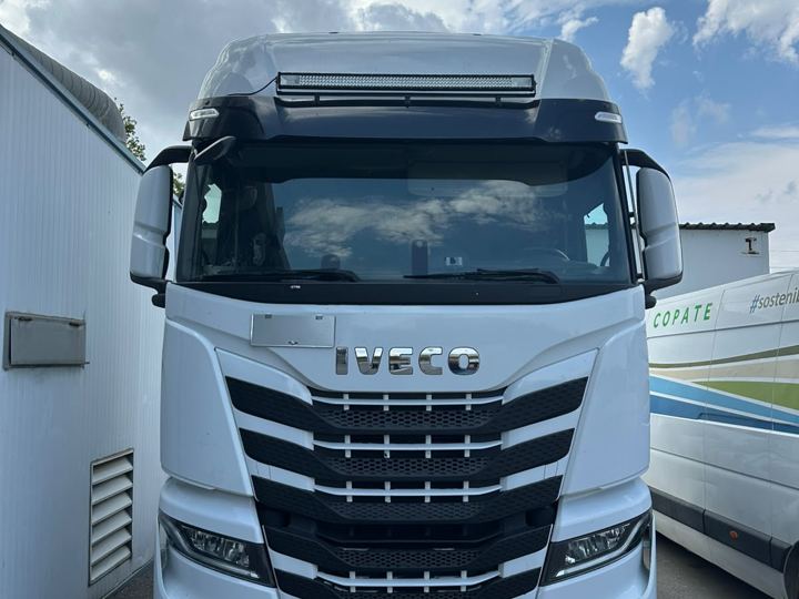 IVECO AS440ST/P
